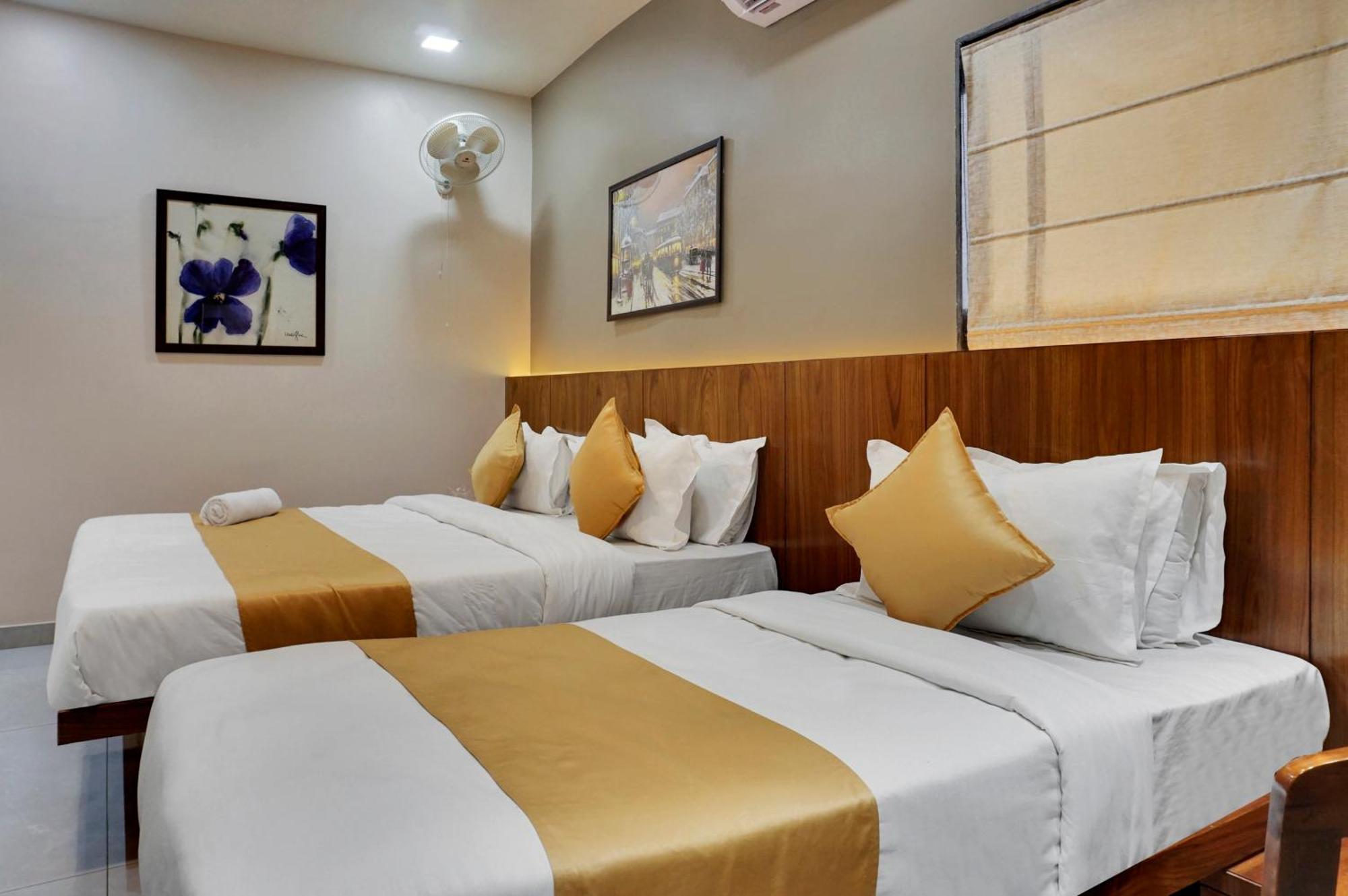Hotel Sayba Executive Πούνε Εξωτερικό φωτογραφία