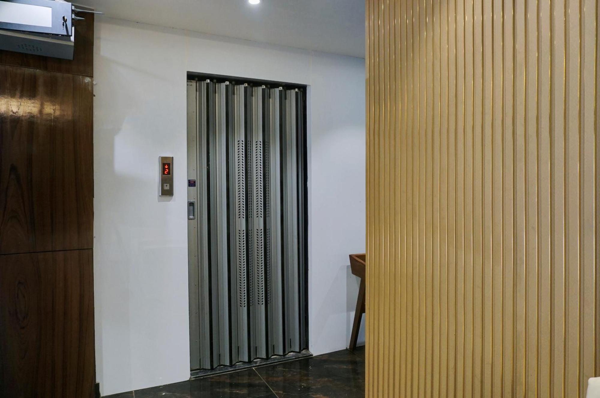 Hotel Sayba Executive Πούνε Εξωτερικό φωτογραφία