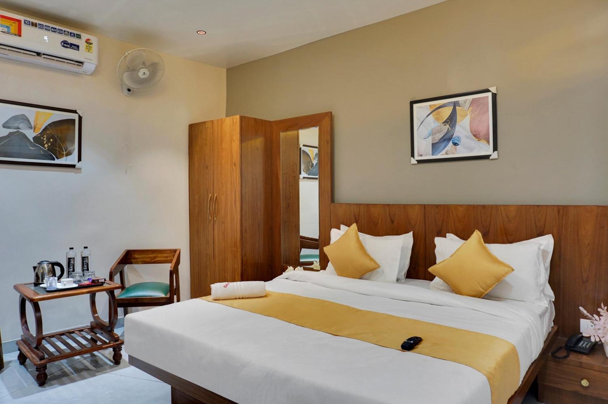 Hotel Sayba Executive Πούνε Εξωτερικό φωτογραφία